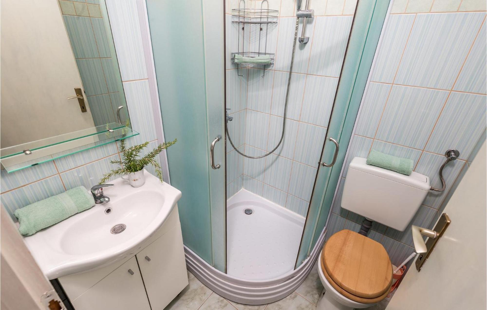 Beautiful Apartment In Potocnica With Wifi Borovići Zewnętrze zdjęcie