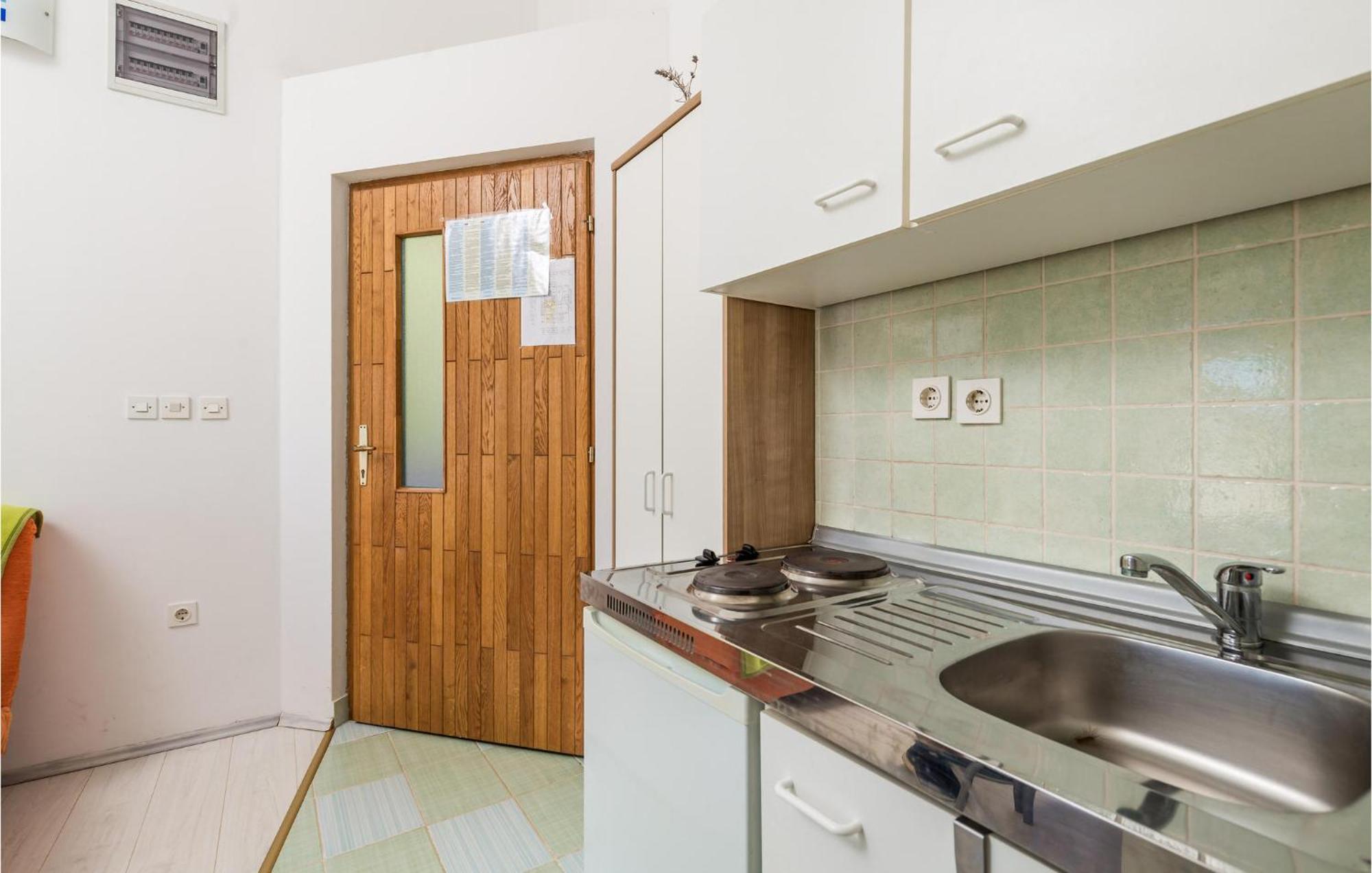 Beautiful Apartment In Potocnica With Wifi Borovići Zewnętrze zdjęcie